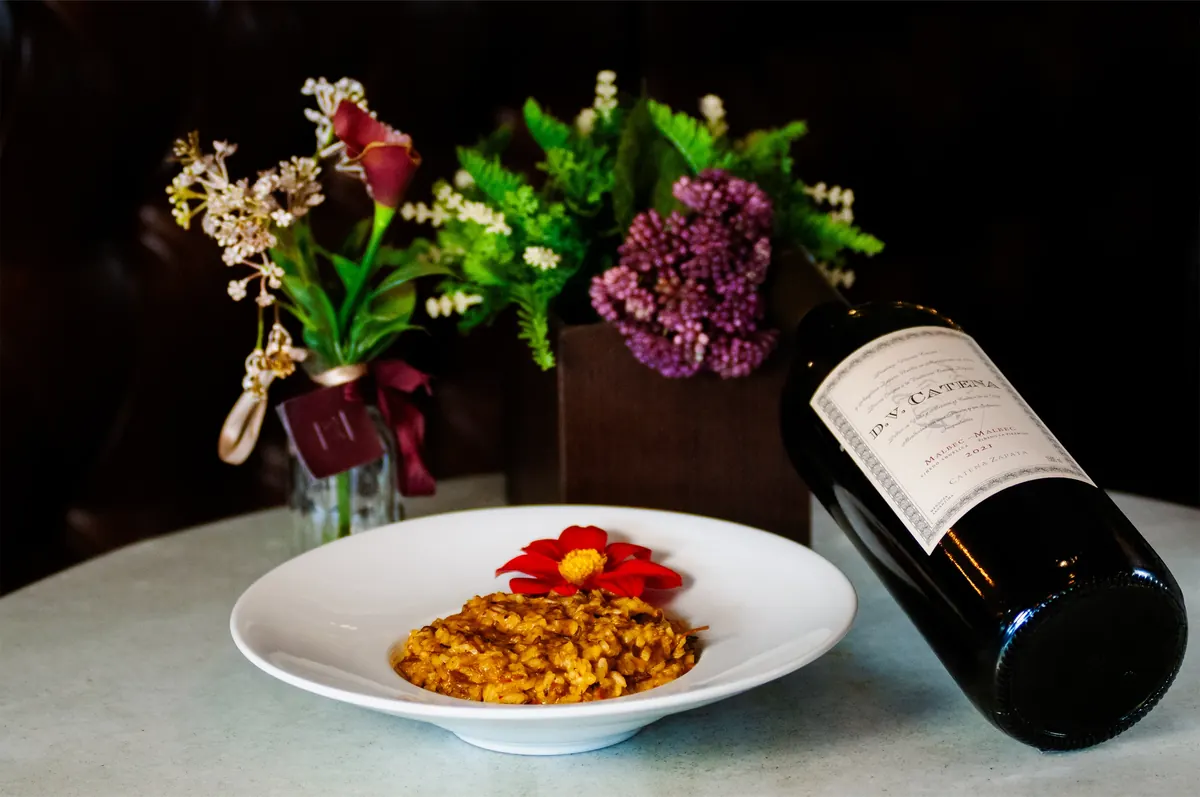 Risoto acompanhado de vinho