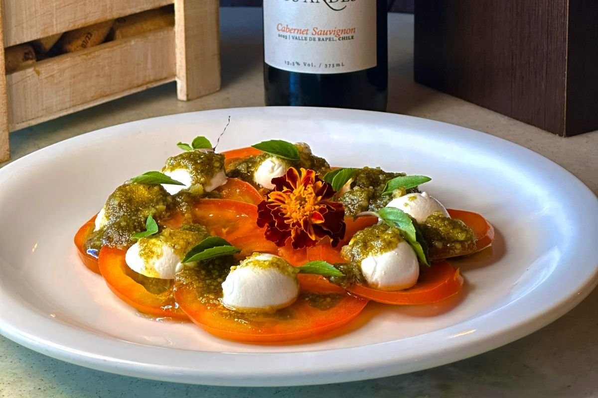 Salada de Folhas com Redução de Balsâmico